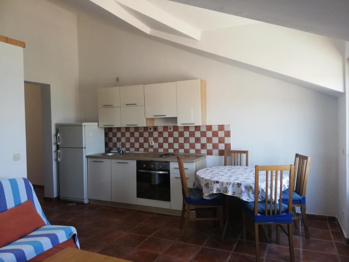 Apartments With A Parking Space Jelsa, Hvar - 8746 เยลซา ภายนอก รูปภาพ